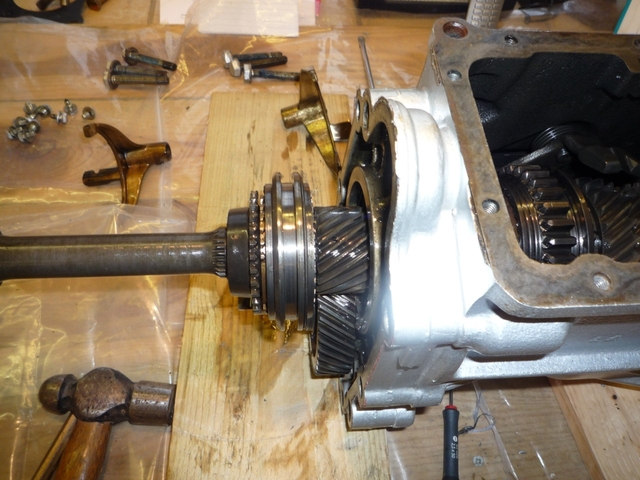 5th gear selector fork removed